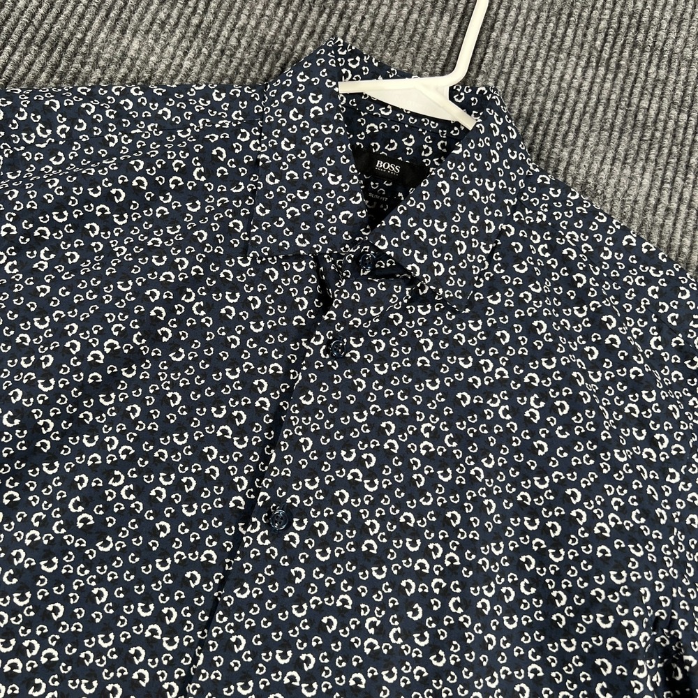 HUGO BOSS Shirt Mens Medium‎ 15.5 Blue Geometric Long Sleeve Button Up Casual